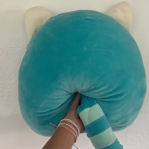 20” Vanessa the red panda - Picture 2 of 2